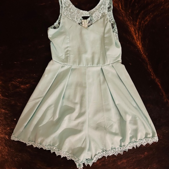 Light Green Romper - Picture 2 of 2